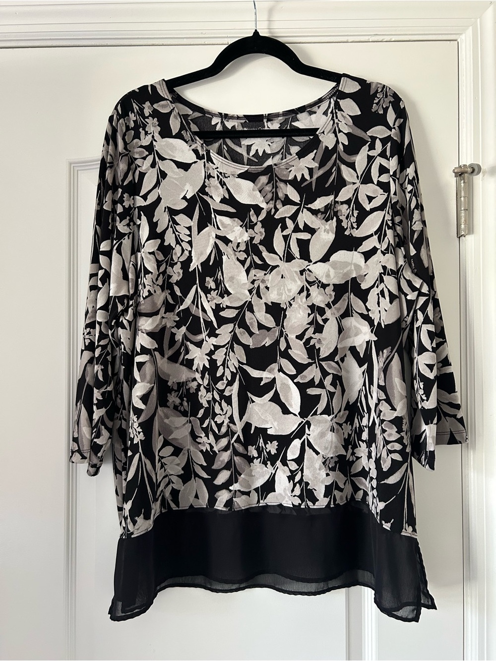 Coldwater Creek Black and Gray Floral Blouse Sheer Black Hem